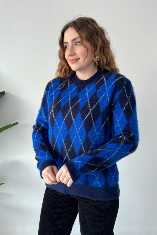 Pull à motifs losanges bleu marine