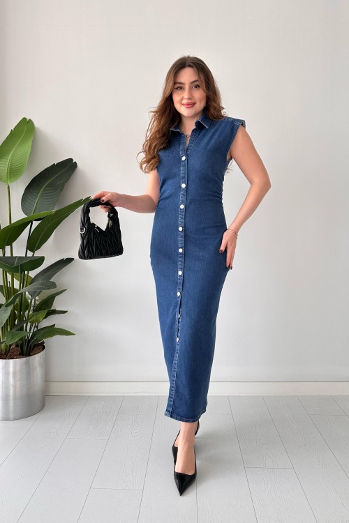 Robe en jean à boutons bleus