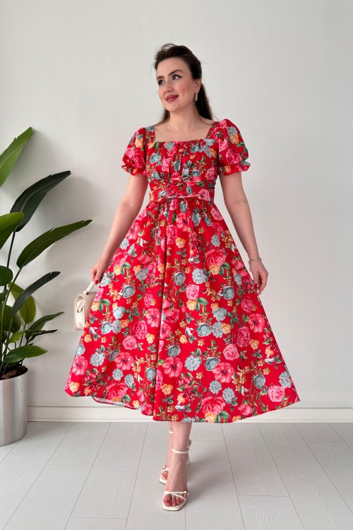 Robe de jardin rouge