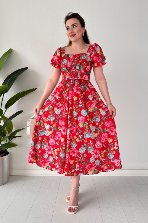 Robe de jardin rouge