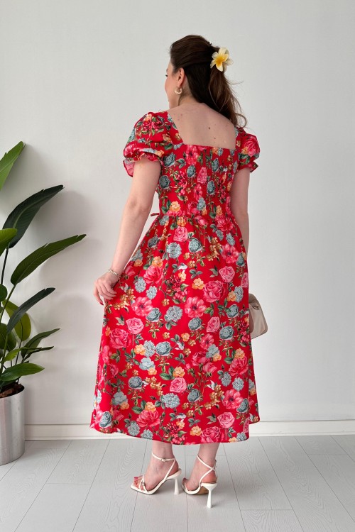 Robe de jardin rouge
