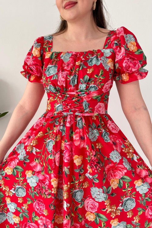 Robe de jardin rouge