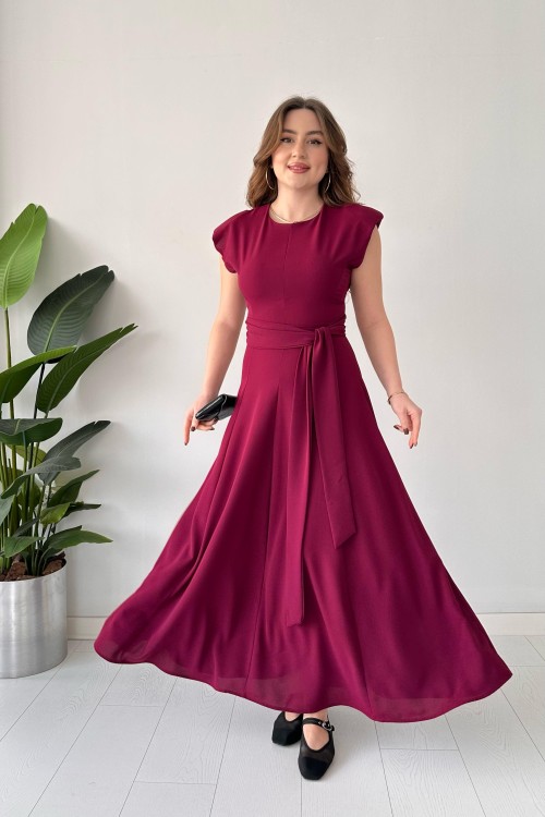 Robe large ceinturée bordeaux