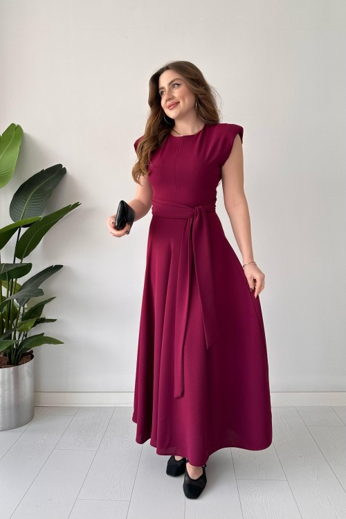 Robe large ceinturée bordeaux