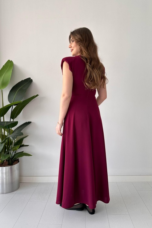 Robe large ceinturée bordeaux