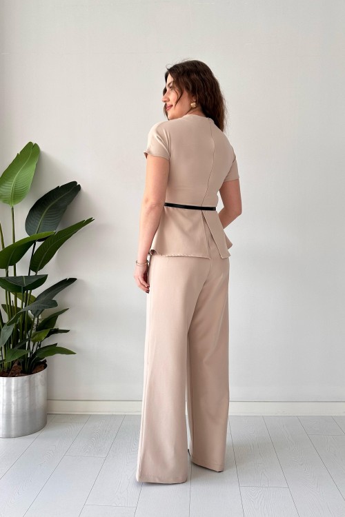 Combinaison ceinture dorée crème