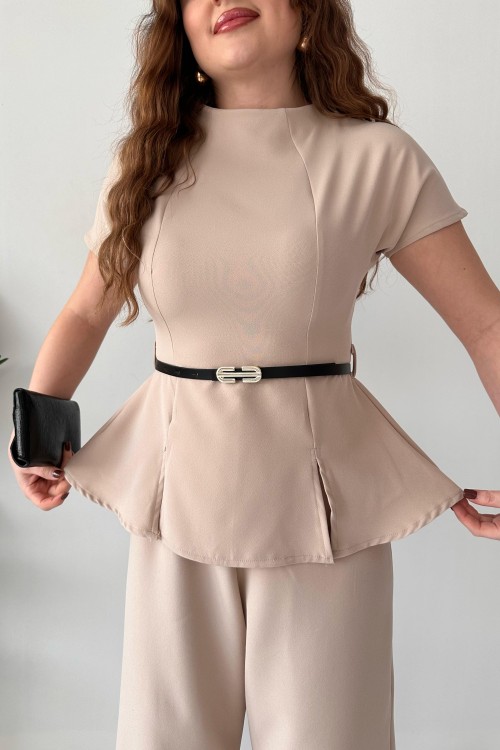 Combinaison ceinture dorée crème