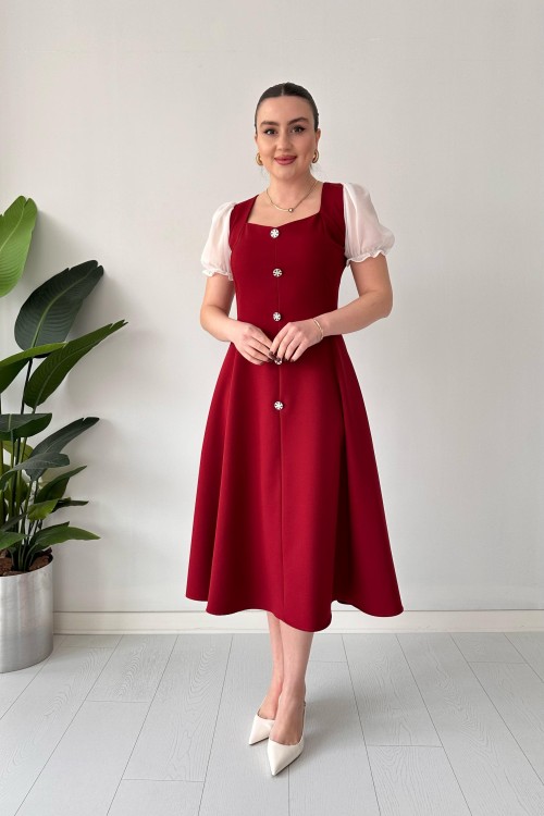 Robe évasée à manches en tulle rouge bordeaux