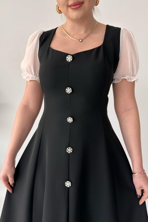Robe évasée à manches en tulle noire