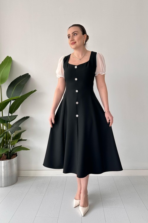 Robe évasée à manches en tulle noire