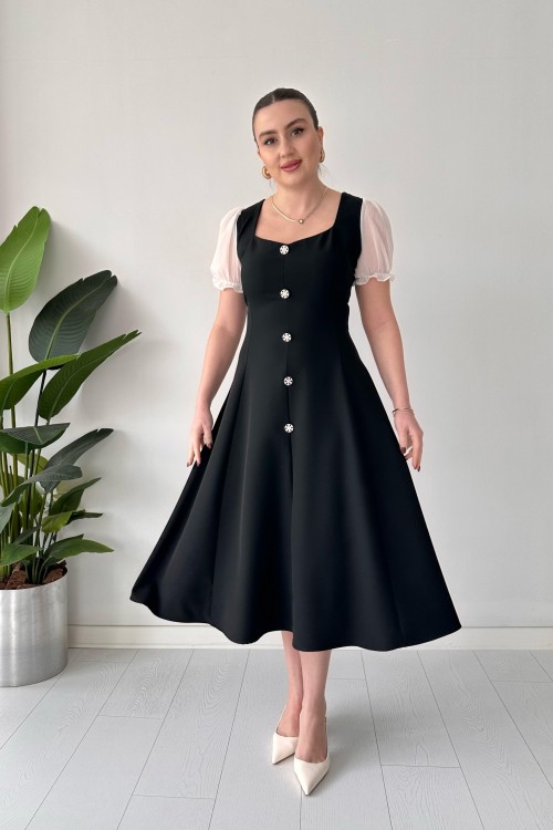 Robe évasée à manches en tulle noire
