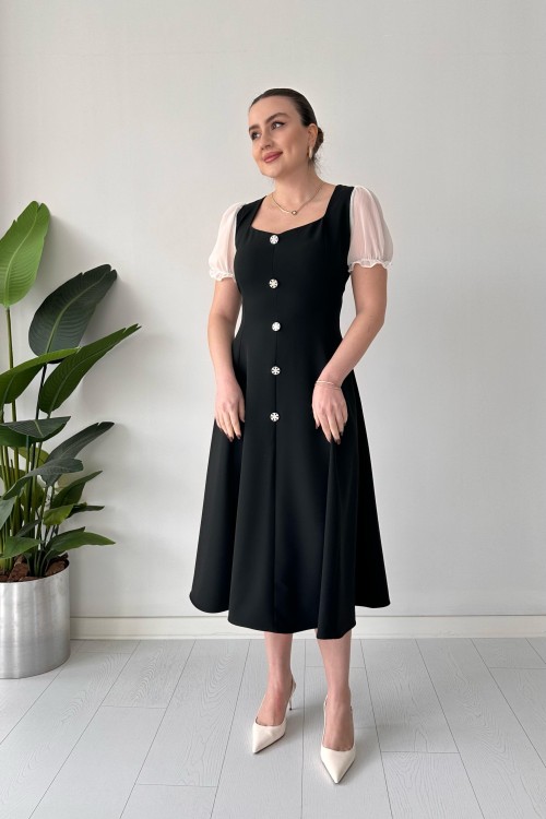 Robe évasée à manches en tulle noire