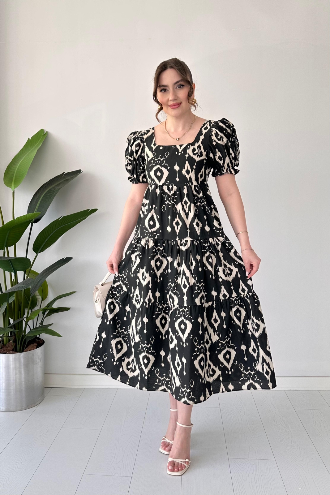 Motif Poplin Elbise Siyah - Thumbnail