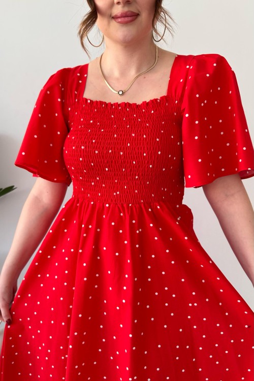 Rouge avec haut Gipel et pois