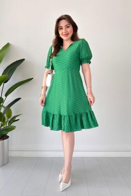 V Yaka Delik İşli Elbise Yeşil - Thumbnail