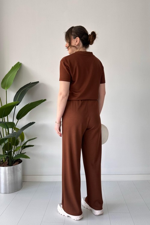 Costume en modal à col en V beige